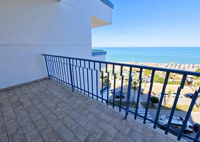 Clear Wave - Frontemare Apartment Civitanova Marche